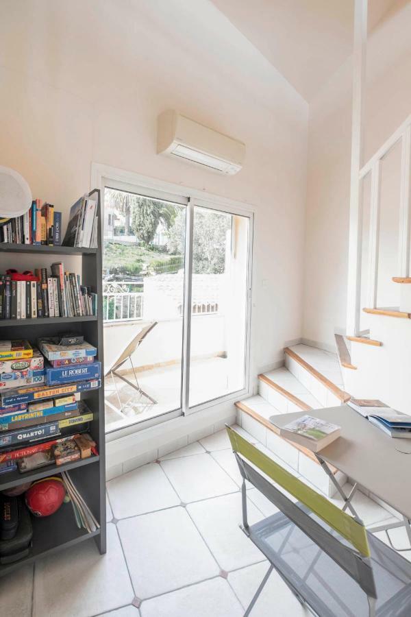 Appartement Coup De Coeur: Duplex Centre Vue & Port Bandol