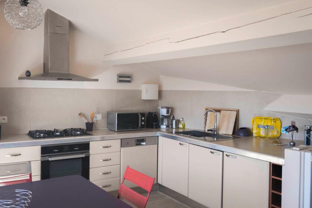 Coup De Coeur: Duplex Centre Vue & Port Apartment